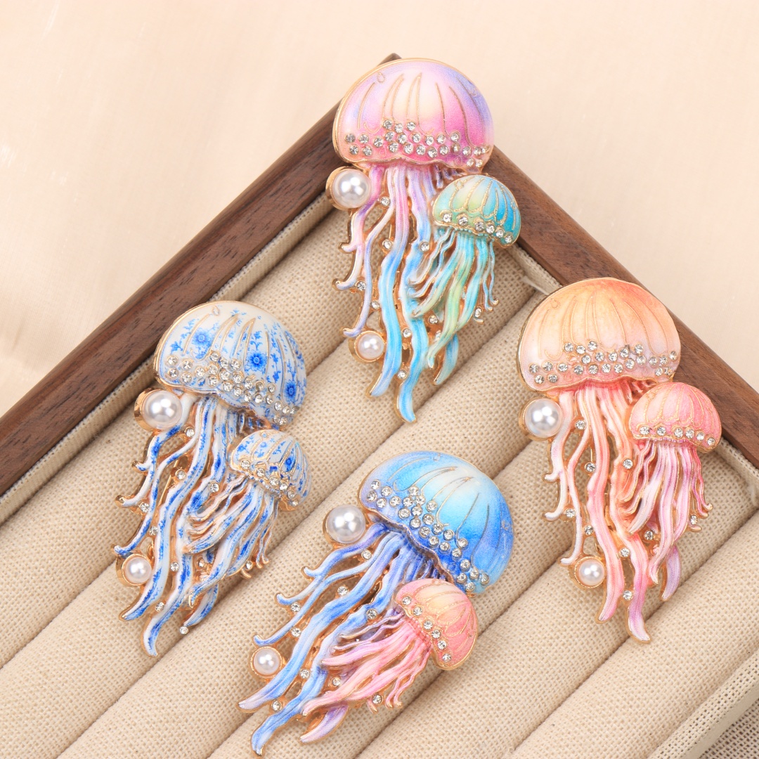 Broches de diseño con motivos  - Luxury Lifestyle Jewelry reseña y precio