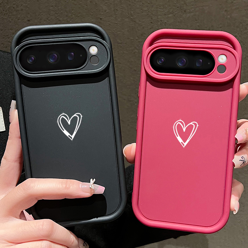 Funda blanda con diseño de amo - Google Pixel 8A reseña y precio